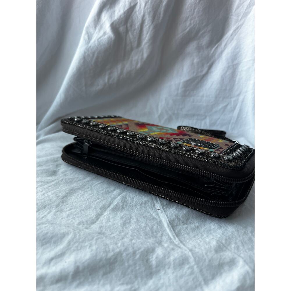 ARIAT Clutch Wallet Diamond Stripe - Picture 6 of 10